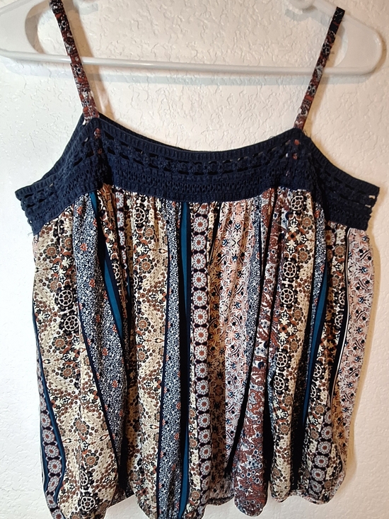 Iz Byer Tops - IZ Byer Crochet Trim Cold Shoulder Paisley Top Large